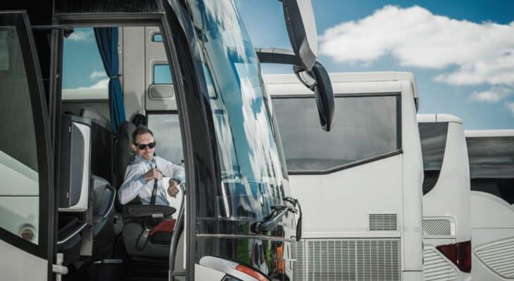 Warszawa Kudowa – podróż autobusem